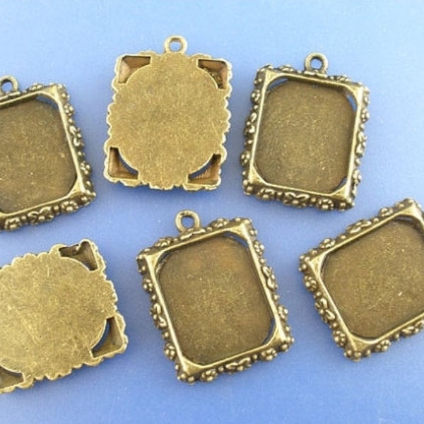 Pendants - Picture Frame Pendants - Antique Bronze  or  Antique Gold 19mm x 22mm (3/4 inches in length and  1/2 wide)- 10 pieces