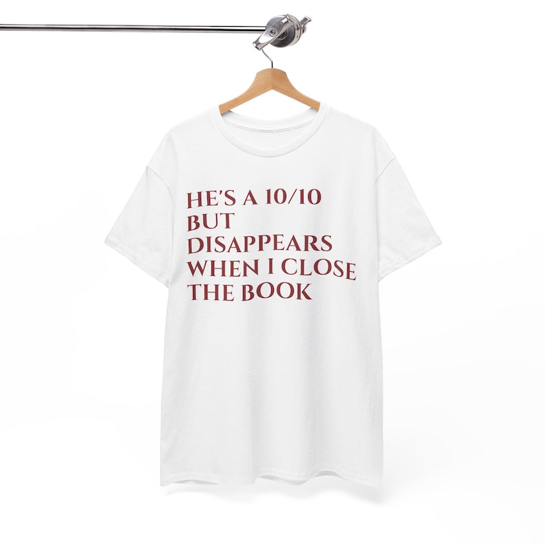 10/10 Book Boyfriend Shirt, Bookish Apparel, Funny Reading T-Shirt, Gift for Reader, Bookworm Gift, Literature Lover Tee image 7
