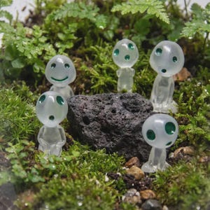 Glow-in-the-Dark Forest Spirit Figurines – Miniature Terrarium Accessory, Woodland Decor, Kodama figurine, Terrarium decoration.