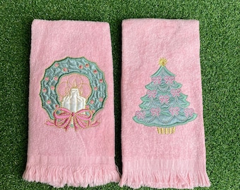 Vintage Pink Holiday Fingertip Towels Lot Embroidered Christmas Wreath and Tree