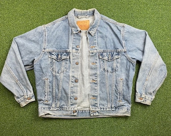 Vintage 80s 90s Levi's Mens Light Wash Denim Trucker Jacket Sz M