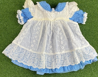 Vintage Toddler Girls Embroidered Floral Eyelet Lace Dress