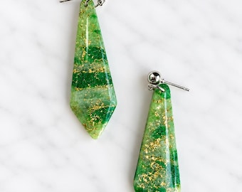 Emerald Glimmer Earrings