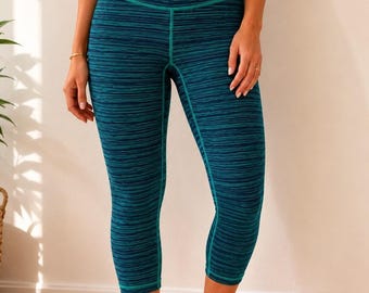 Leggings de yoga Lululemon Wunder Under Crop Talla 6 Verde Estampado Espacial Luon