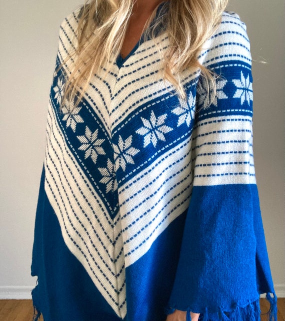 70’s snowflake ski poncho blue and white - image 5