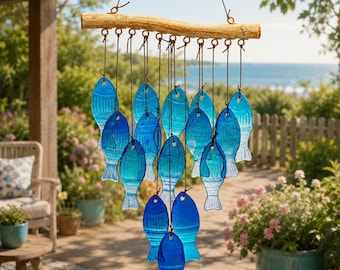 Handgemaakte blauwglazen vis windgong, kusttuindecor, strandhuisornament, zonnevanger