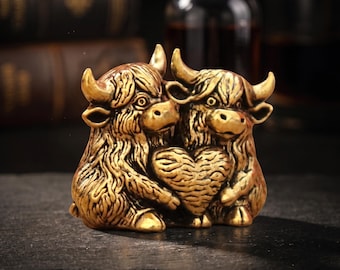 Brass Highland Cow Couple Figurine, Miniature Dark Academia Art, Desk Decor, Vintage Heart Sculpture, Rustic Romantic Gift