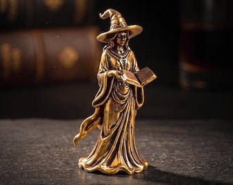 Häxfigur i massiv mässing, miniatyrstaty av Dark Academia, vintage gotisk skrivbordsdekor, gjuten metallskulptur av häxkvinna