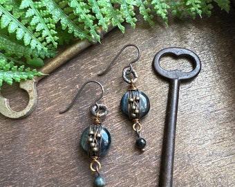 Blue tigers eye earrings // Gothic style earrings // Bead wrapped earrings // Unique bead earrings // E-030