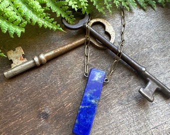 Lapis stone pendant // Dark aesthetic // Rustic industrial jewelry // Minimalist stone pendant // Dark chain jewelry // Blue stone jewelry