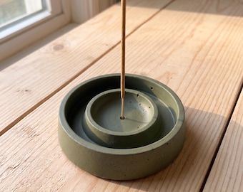 Concrete Incense Holder | Modern Ash Catcher Tray | Minimalist Round Incense Burner | Zen Meditation Decor | Aromatherapy Relaxation Gift