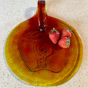 Gorgeous Blenko glass cheese plate/appetizer dish.  Lovely detailed apple