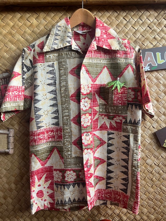 Fab collectible vintage Hawaiian Aloha shirt.  Ma… - image 1