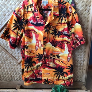 Alooooha! Classic bold Royal Creations Made in Hawaii &quot;surfs up&quot; Aloha shirt.  Mens size Large/Xlarge