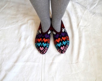 knit womens winter slippers with heart love desing, knit home shoes, warm winter women socks