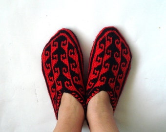 Red Black women Slippers Socks, geometric designs, gift for her womens slippers triangle socks