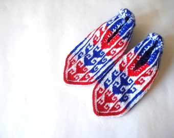 mens slippers, knit slippers, red white blue knitted slippers, mens slippers, knitted home shoes fathers day gifts for him