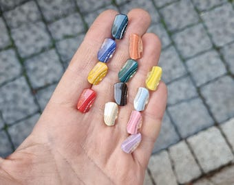 5個の長方形の真珠光沢のあるプラスチックボタン - 裁縫用ボタン - スクラップブッキング - 下穴付きの光沢のある明るい形の真珠ボタン