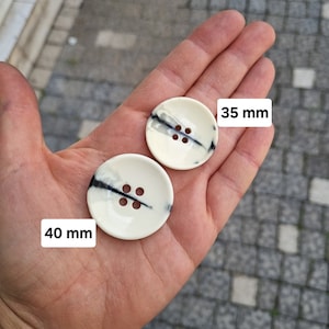 35mm 40mm big plastic cream button, oversize button, coat buttons, extra large cream buttons, Round 4 Holes Large Sewing Cream Buttons