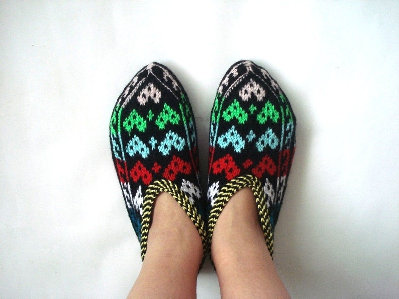 ethnic slippers