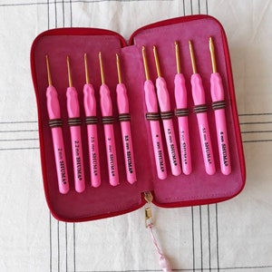 7 or 10 pcs Soft Handled kartopu Crochet Hooks Set, Dreadlocks Dreading, crochet needles 3 4 5 mm soft handled hooks with zipper bag