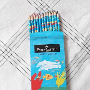 Faber Castell Buntstifte, Brilliant Farben, 12 Farbstifte, Original Box Set mit 12 Farben Geschenk für Kind