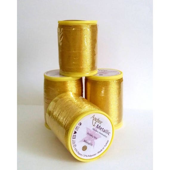 Anchor Coats Gold Metallic Machine Embroidery Sewing Thread Fiber Rayon and  Polyester Thread 10g 123 Meters Nr.14 