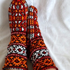 hand knit christmas stockings, White red orange black Turkish winter Socks, mens womens High Socks image 4