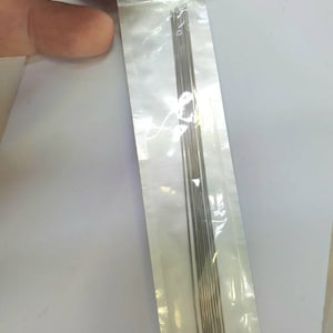 Paquete de 10 agujas de coser largas y delgadas de acero inoxidable, agujas para bordar o abalorios, agujas de bordar largas y delgadas con ojo grande