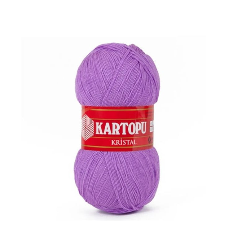 May include: A skein of purple yarn with the label "KARTOPU KRISTAL" in red.