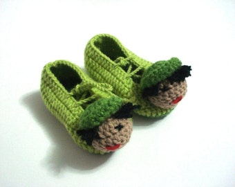 Crochet green baby boy shoes, crochet baby booties 6 - 12 month baby, crochet baby shoes, baby socks