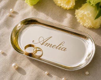 Personalized Jewelry Dish, Engraved Monogram Ring Holder, Gold or Silver Trinket Tray, Engagement Gift, Bridesmaid Gift, Bride Gift