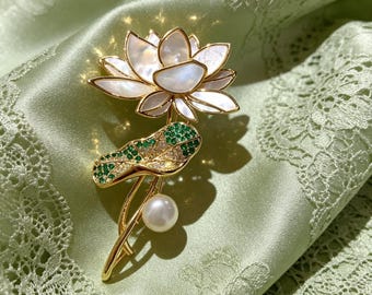 Mother-of-pearl lotus pearl brooch, gold floral with green crystal lotus leaf, wedding accessory gift