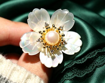 Mother of pearl flower brooch, pearl cubic zirconia floral pin, vintage bridal brooch for wedding dress scarf