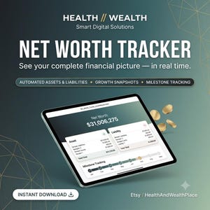 Może przedstawiać: Cyfrowy tracker wartości netto wyświetlany na ekranie tabletu z tekstem HEALTH // WEALTH, Smart Digital Solutions, NET WORTH TRACKER, See your complete financial picture — in real time, oraz AUTOMATED ASSETS & LIABILITIES, GROWTH SNAPSHOTS, MILESTONE TRACKING.