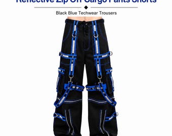 Pantalones cortos cargo reflectantes con cremallera estilo cyber goth para hombre, color negro y azul.