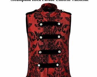 Puede incluir: Un chaleco con estampado rojo y negro que presenta un cuello alto, cuatro correas horizontales de terciopelo negro en la parte delantera y botones plateados. El texto superior dice: Men's Red Gothic Military Band Vest | Steampunk Rock Parade Uniform Waistcoat.