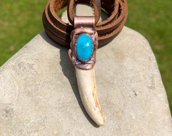 Collier turquoise en bois de cerf