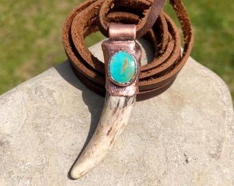 Collier turquoise en bois de cerf