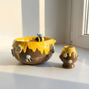 Handmade Honeybee Ceramic Matcha Set • Honey Pot Dripping Chawan Bowl & Whisk Holder • Cute Bumble Bee Tea Kit • Unique Gift for Her
