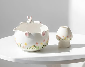 Ręcznie robiony ceramiczny zestaw Matcha w kształcie króliczka • Unikalna miseczka Chawan i uchwyt na trzepaczkę w kształcie wielkanocnego króliczka • Uroczy zestaw do parzenia herbaty z motywem kwiatowego ogrodu 3D • Fantazyjny prezent dla niej