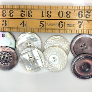Medium Mother of Pearl Vintage Buttons - Lot of 8