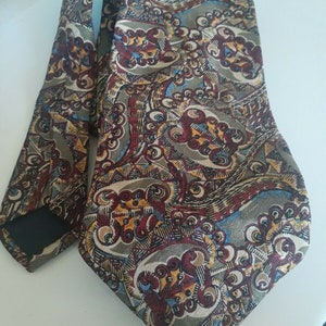 Vintage Guy LaRoche Men&#39;s designer Silk Neck tie Maroon Abstract woven pattern