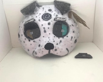 Dalmatian therian mask with removable eyelids