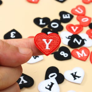 Mini parche de corazón suave – Aplicación de letra bordada para proyectos de bricolaje