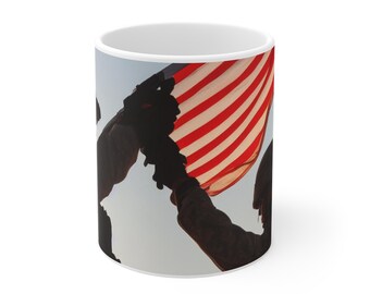Taza de café / Estampado del saludo del soldado