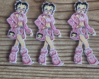 Perline e targhette acriliche di forma irregolare di Betty