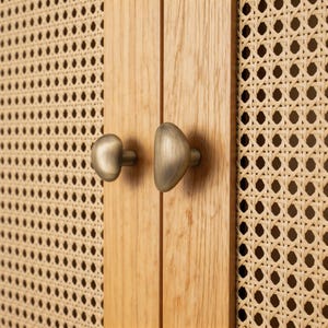 Kreativer Messingschrankknopf, antiker Schubladengriff, ovale Kieselform-Hardware