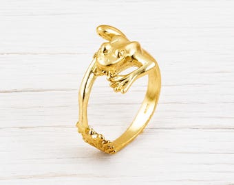 Gold Tone Brass Frog Ring, Nature Inspired Animal Statement Jewelry
