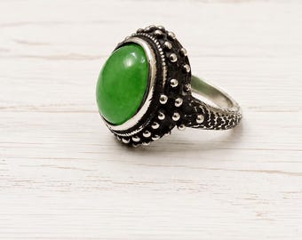 Prehnite Oval Cabochon Statement Ring, Silver Tone Brass Vintage Inspired Jewelry